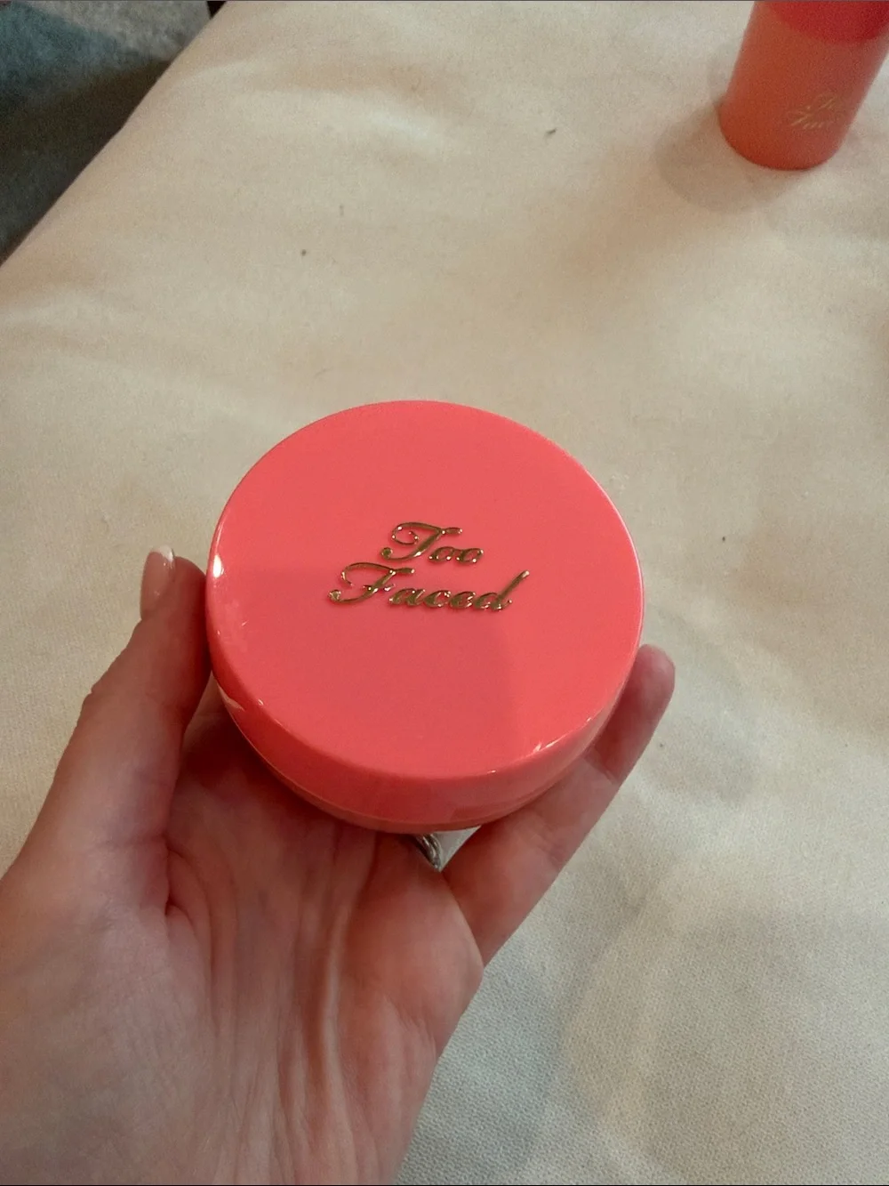 Too Faced peach perfecting blurring loose setting powder!! Never used!
